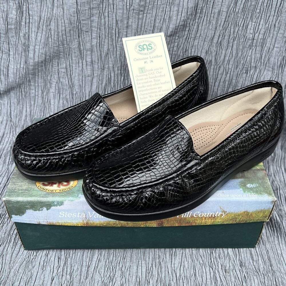 New SAS Simplify Black Croc 1556-181 women's slip on shoes US Size 9WW USA